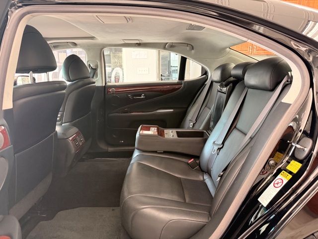 2007 Lexus LS 460 Luxury LWB