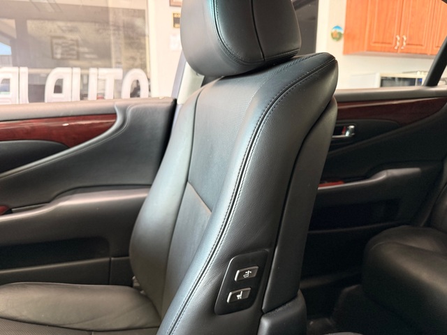 2007 Lexus LS 460 Luxury LWB