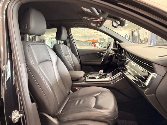 2020 Audi Q7 Premium