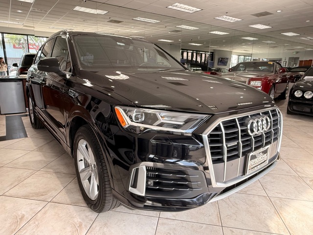 2020 Audi Q7 Premium