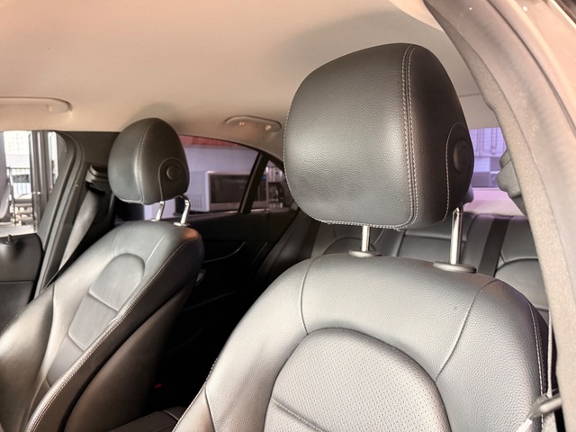 2017 Mercedes-Benz C 300 Sport