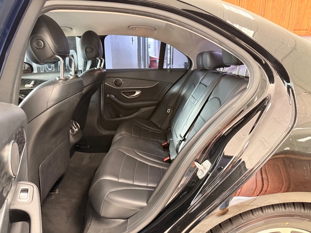 2017 Mercedes-Benz C 300 Sport