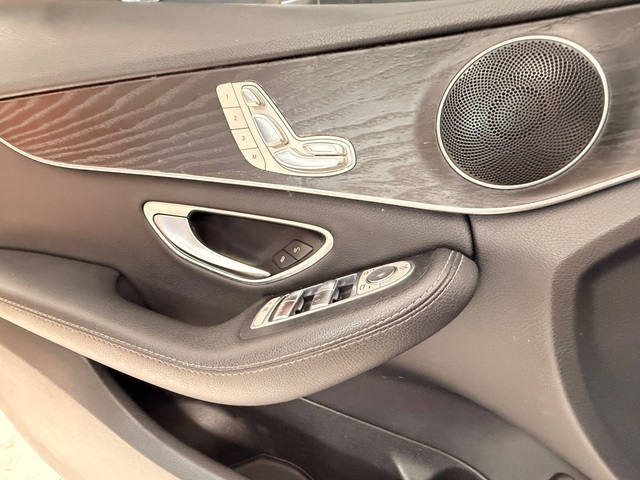 2017 Mercedes-Benz C 300 Sport