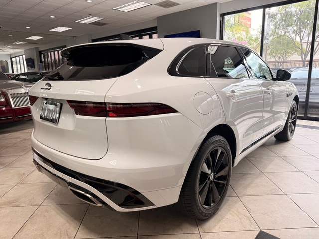 2024 Jaguar F-Pace P400 R-Dynamic S