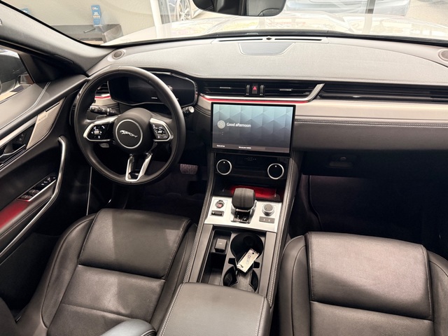 2024 Jaguar F-Pace P400 R-Dynamic S