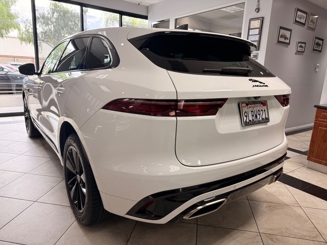 2024 Jaguar F-Pace P400 R-Dynamic S