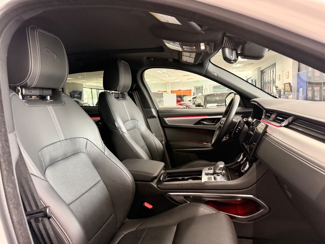 2024 Jaguar F-Pace P400 R-Dynamic S