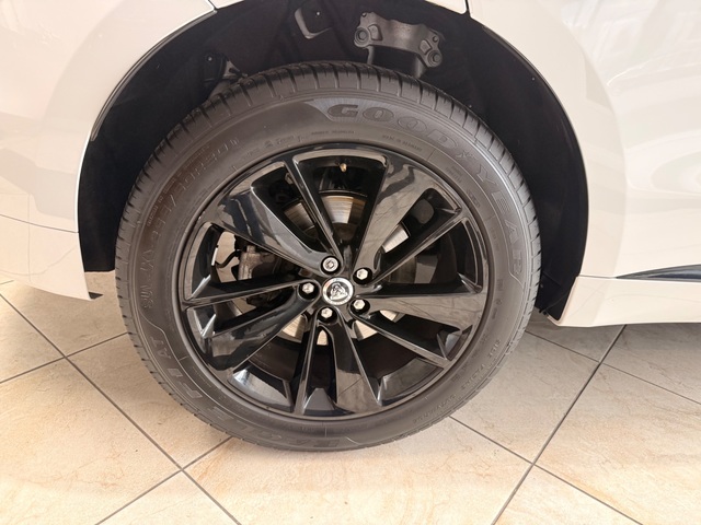 2024 Jaguar F-Pace P400 R-Dynamic S