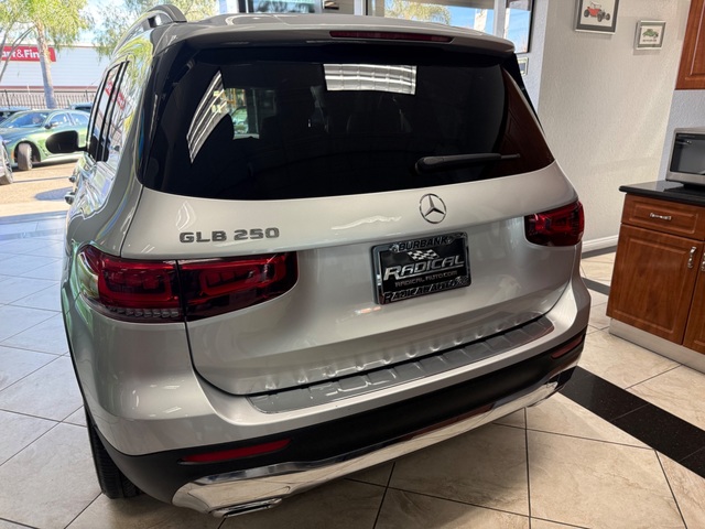 2021 Mercedes-Benz GLB 250 GLB 250