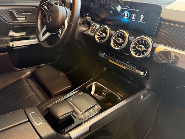 2021 Mercedes-Benz GLB 250 GLB 250