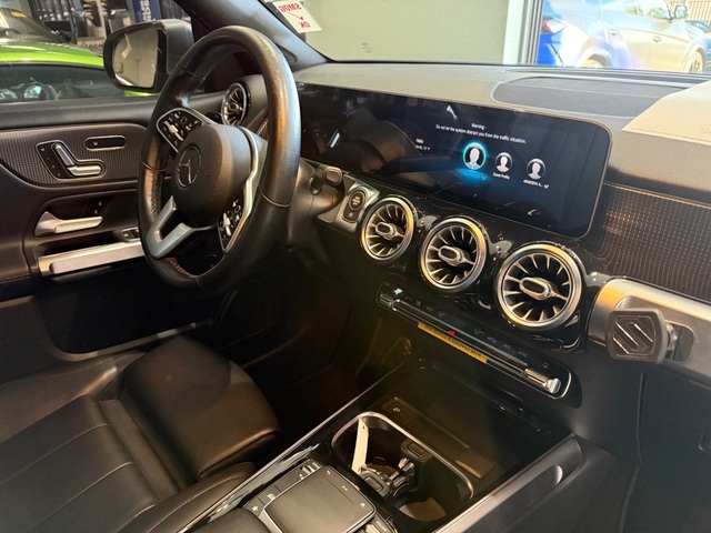 2021 Mercedes-Benz GLB 250 GLB 250