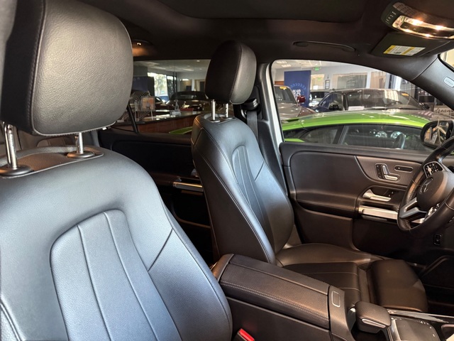 2021 Mercedes-Benz GLB 250 GLB 250