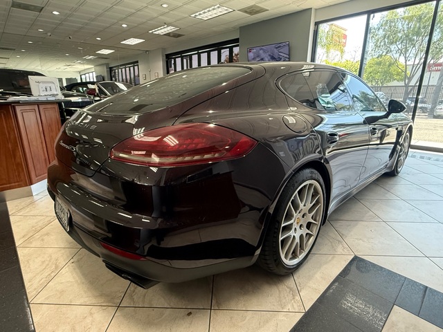 2015 Porsche Panamera GTS