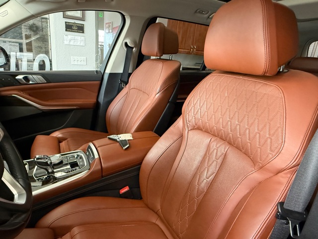 2019 BMW X7 X Drive40i