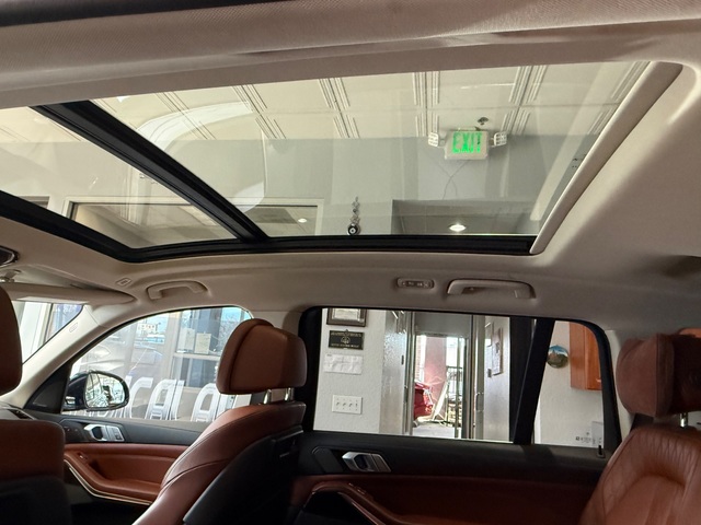 2019 BMW X7 X Drive40i