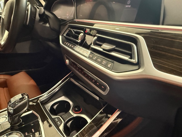 2019 BMW X7 X Drive40i