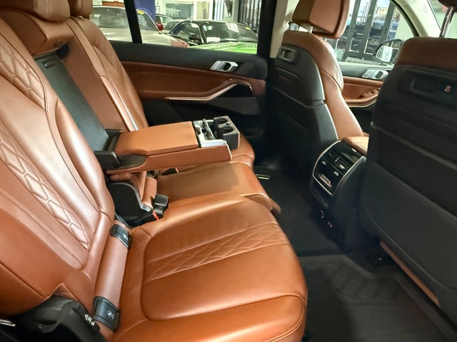 2019 BMW X7 X Drive40i