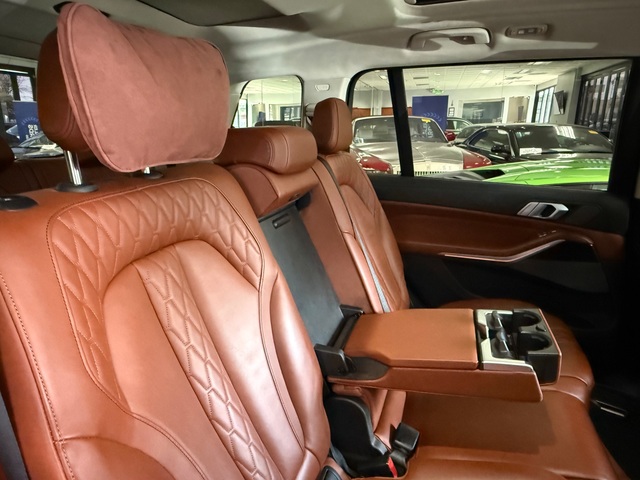 2019 BMW X7 X Drive40i