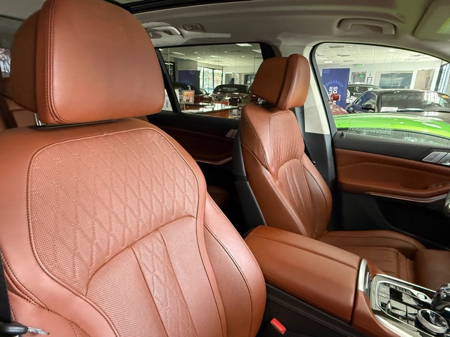 2019 BMW X7 X Drive40i