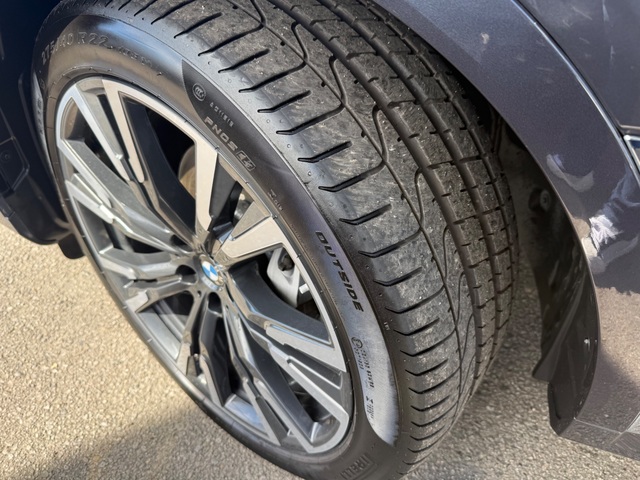 2019 BMW X7 X Drive40i