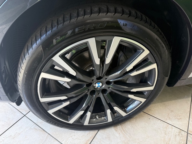 2019 BMW X7 X Drive40i