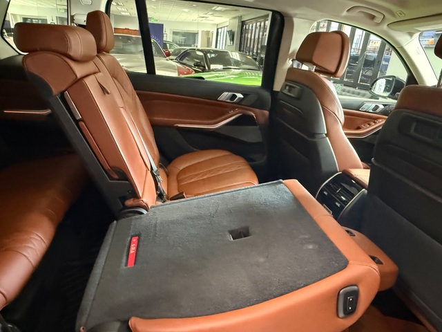 2019 BMW X7 X Drive40i