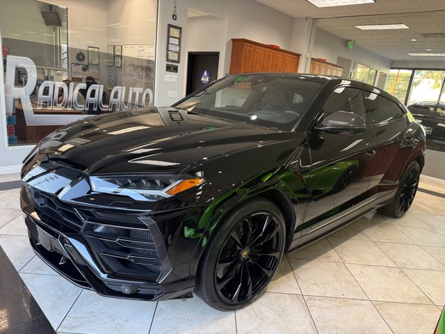 2020 Lamborghini Urus AWD