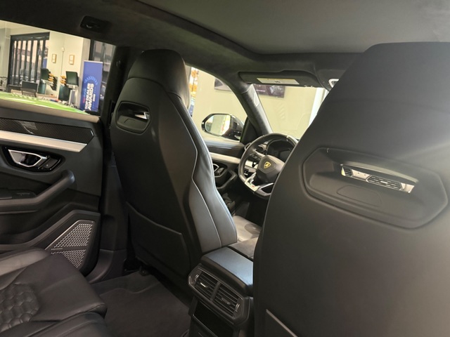 2020 Lamborghini Urus AWD