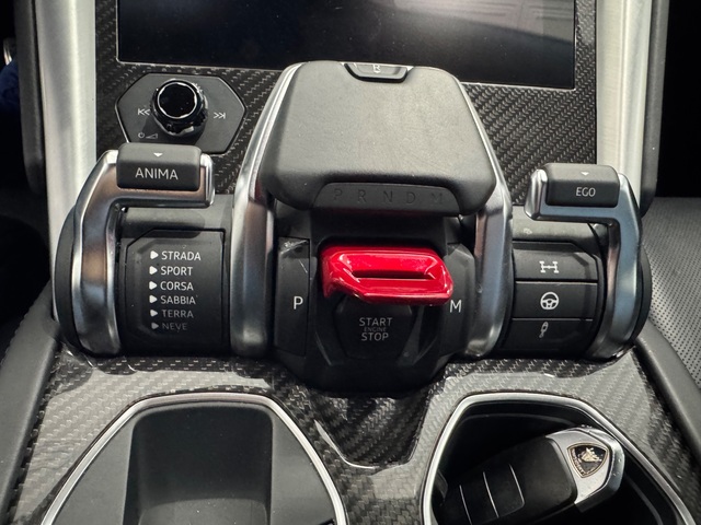 2020 Lamborghini Urus AWD