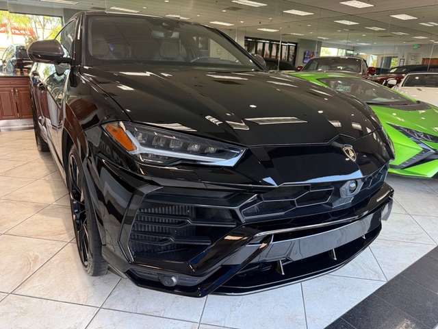2020 Lamborghini Urus AWD