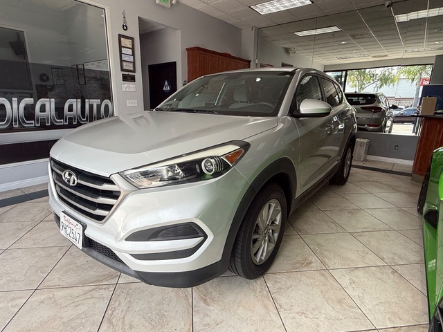 2016 Hyundai Tucson SE