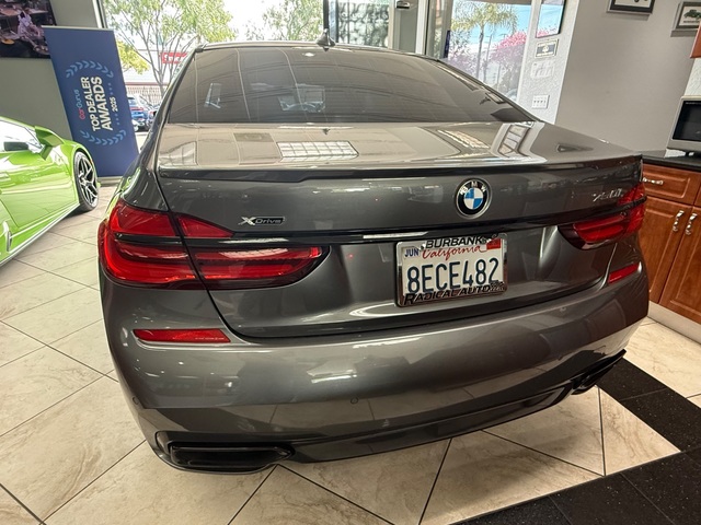 2018 BMW 750 i X Drive M Pkg