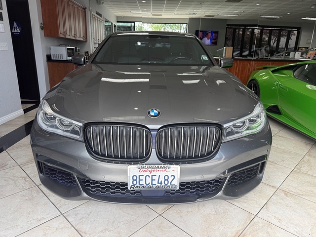 2018 BMW 750 i X Drive M Pkg