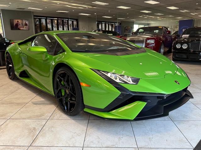 2023 Lamborghini Huracan Tecnica