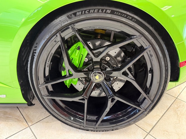 2023 Lamborghini Huracan Tecnica