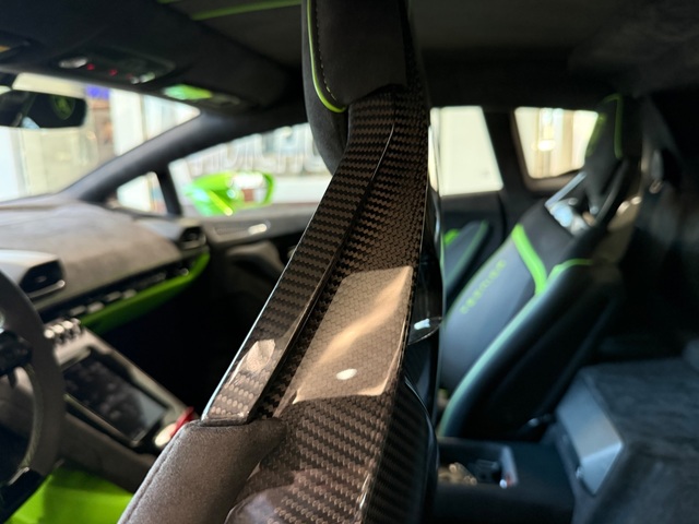 2023 Lamborghini Huracan Tecnica