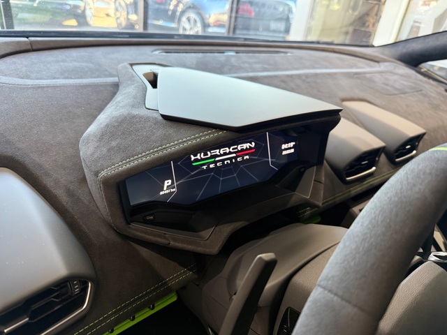 2023 Lamborghini Huracan Tecnica