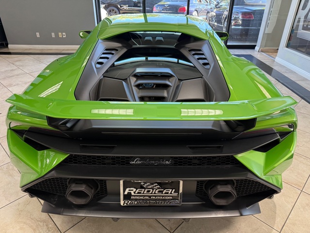 2023 Lamborghini Huracan Tecnica