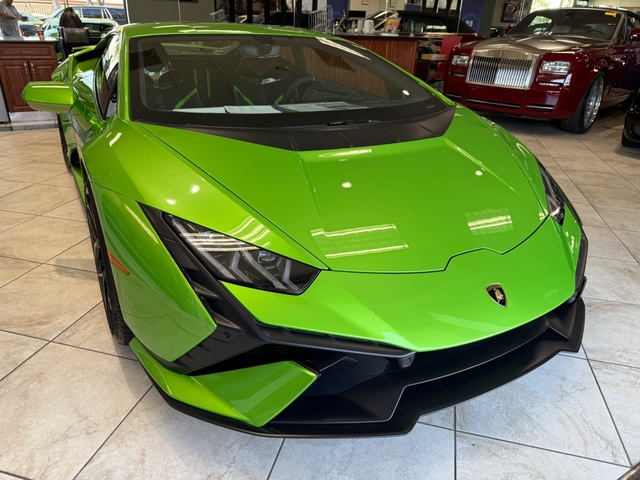 2023 Lamborghini Huracan Tecnica