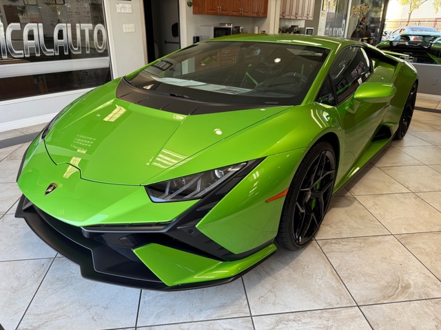 2023 Lamborghini Huracan Tecnica