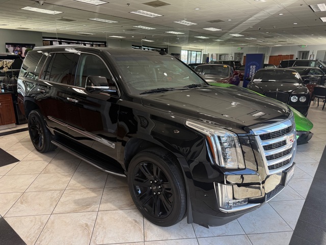 2019 Cadillac ESCALADE Luxury