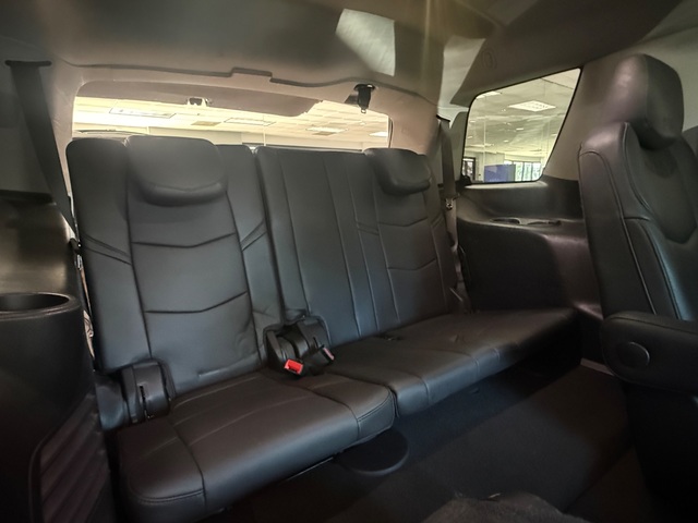 2019 Cadillac ESCALADE Luxury