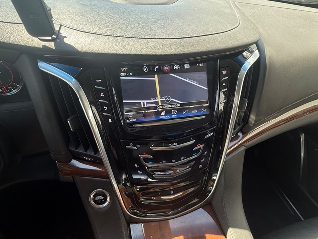 2019 Cadillac ESCALADE Luxury