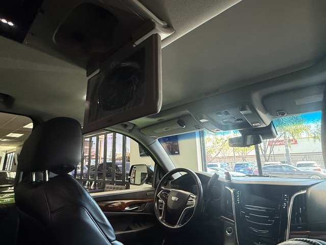 2019 Cadillac ESCALADE Luxury