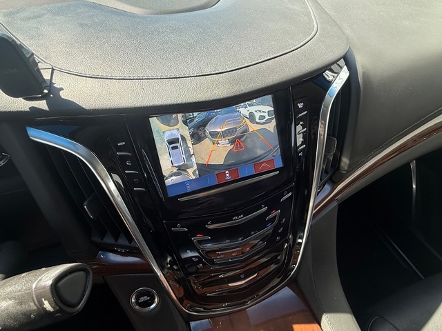 2019 Cadillac ESCALADE Luxury