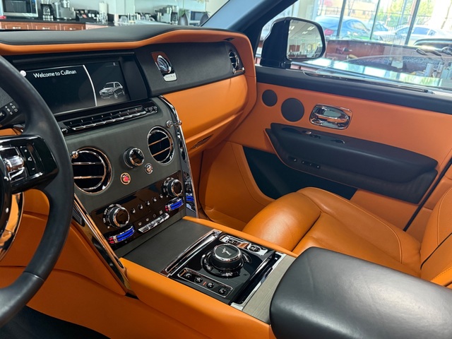 2023 Rolls-Royce Cullinan