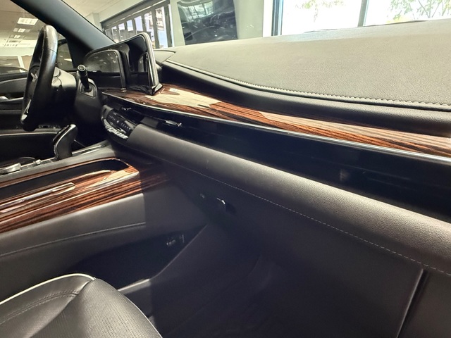 2024 Cadillac Escalade Premium Luxury