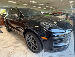 2025 Porsche Macan T