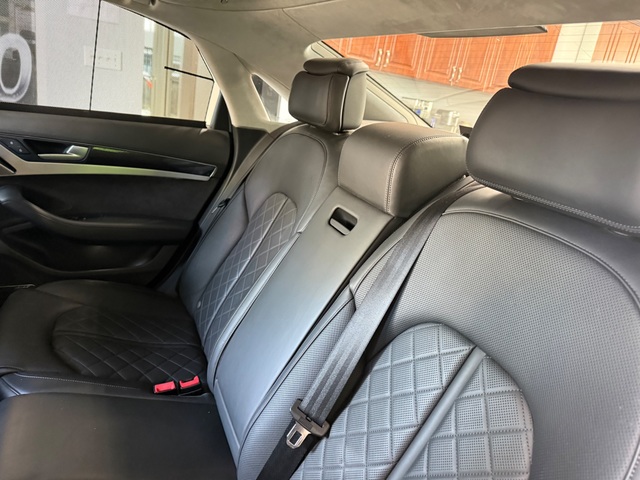 2016 Audi S8 S8 4.0T Quattro
