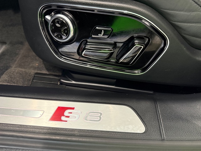 2016 Audi S8 S8 4.0T Quattro
